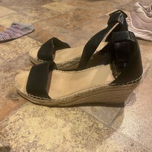 Old navy wedge Sandals